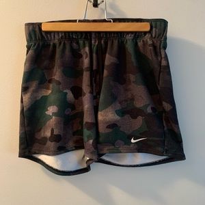Xs Nike shorts